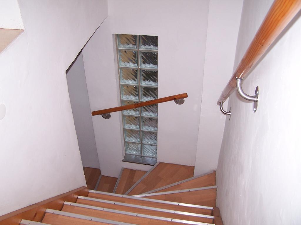 Akacia Apartment - Free Inside Parking, 2 Bedrooms, Garden, Next To Centre Budapesta Cameră foto