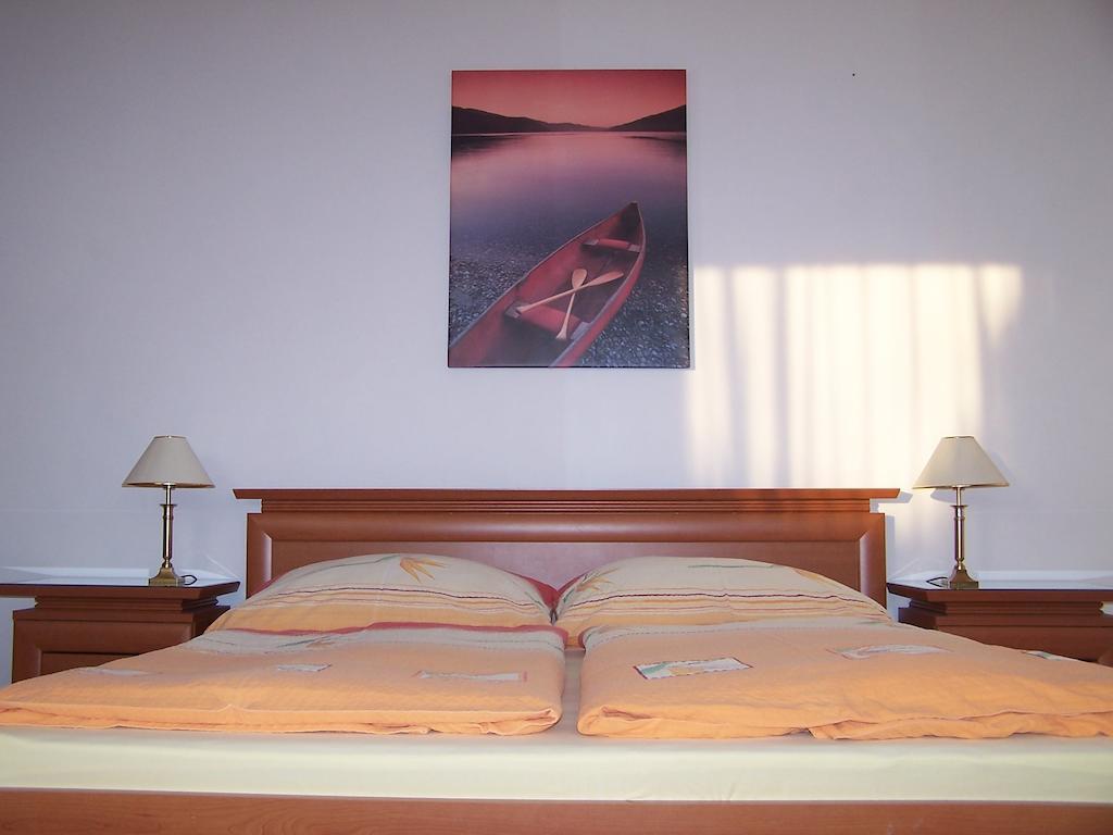 Akacia Apartment - Free Inside Parking, 2 Bedrooms, Garden, Next To Centre Budapesta Cameră foto